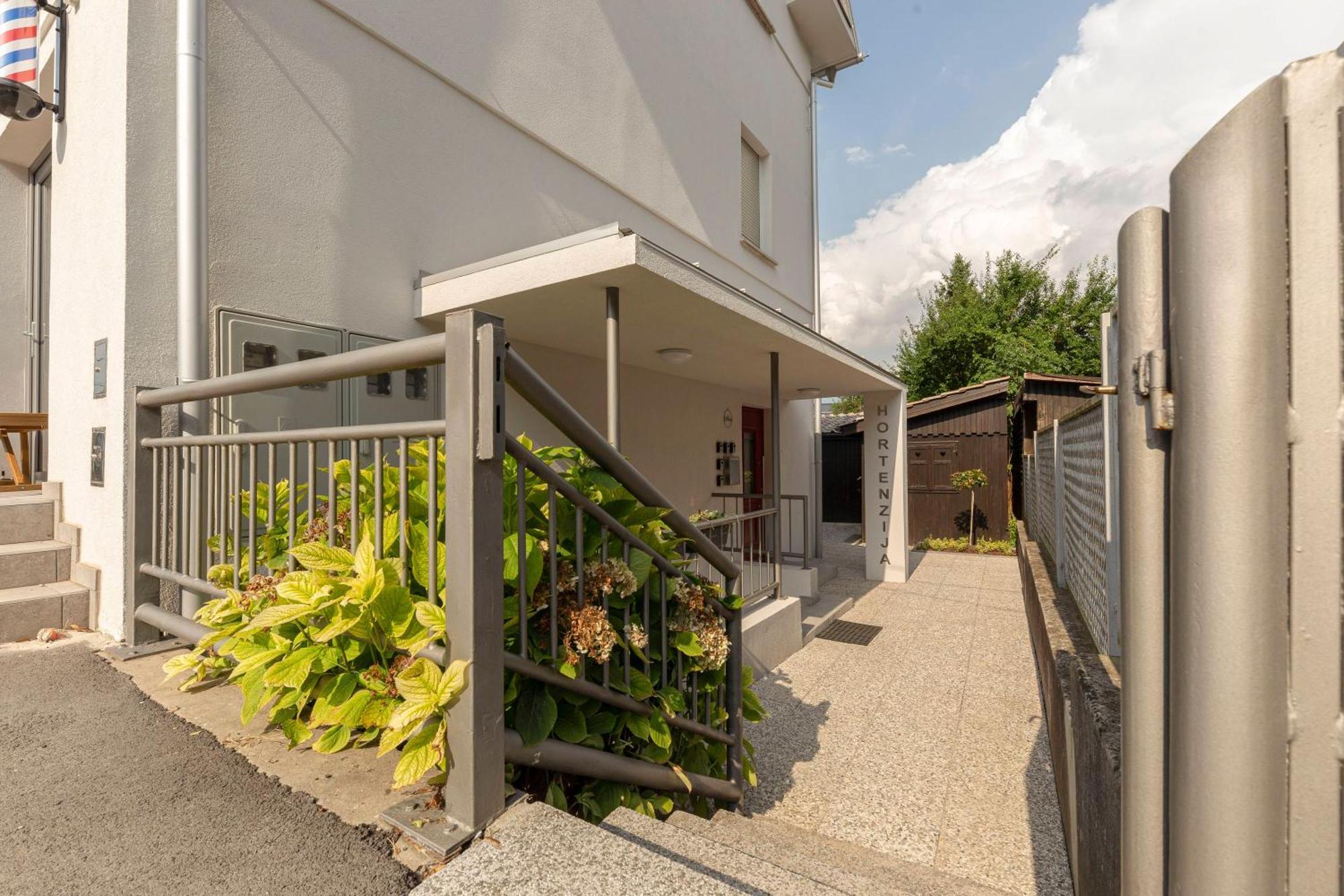Hisa Hortenzija - And Apartment